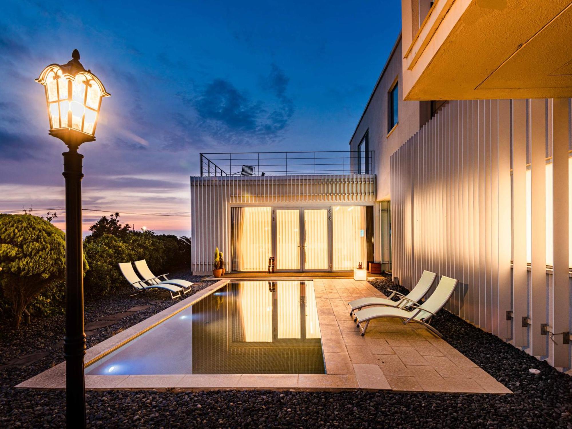 Boutique Pool Villa Namib Чечжу Екстер'єр фото
